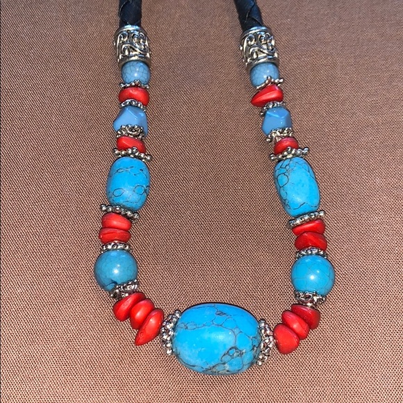 Necklace - Picture 3 of 4